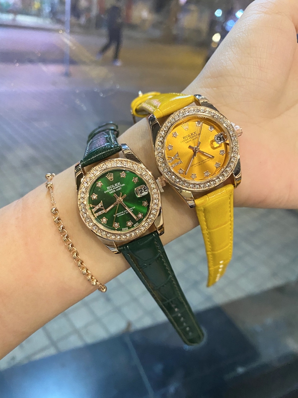 ブランド時計角部分ディテール